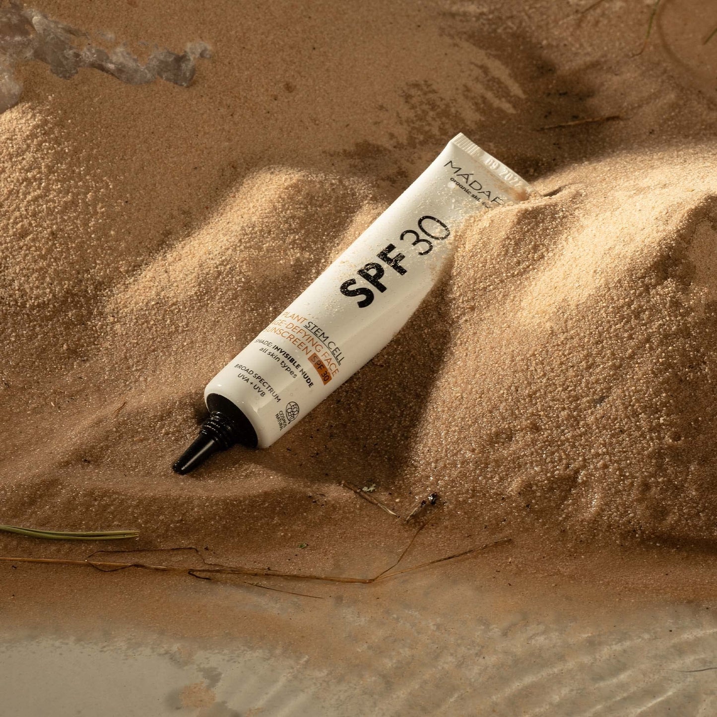 MÁDARA Anti-Aging Facial Sunscreen SPF30, 40ml. Tinted Mineral Sunscreen, Broad Spectrum UVA/UVB, Reef Safe, No White Cast. COSMOS Natural Certified