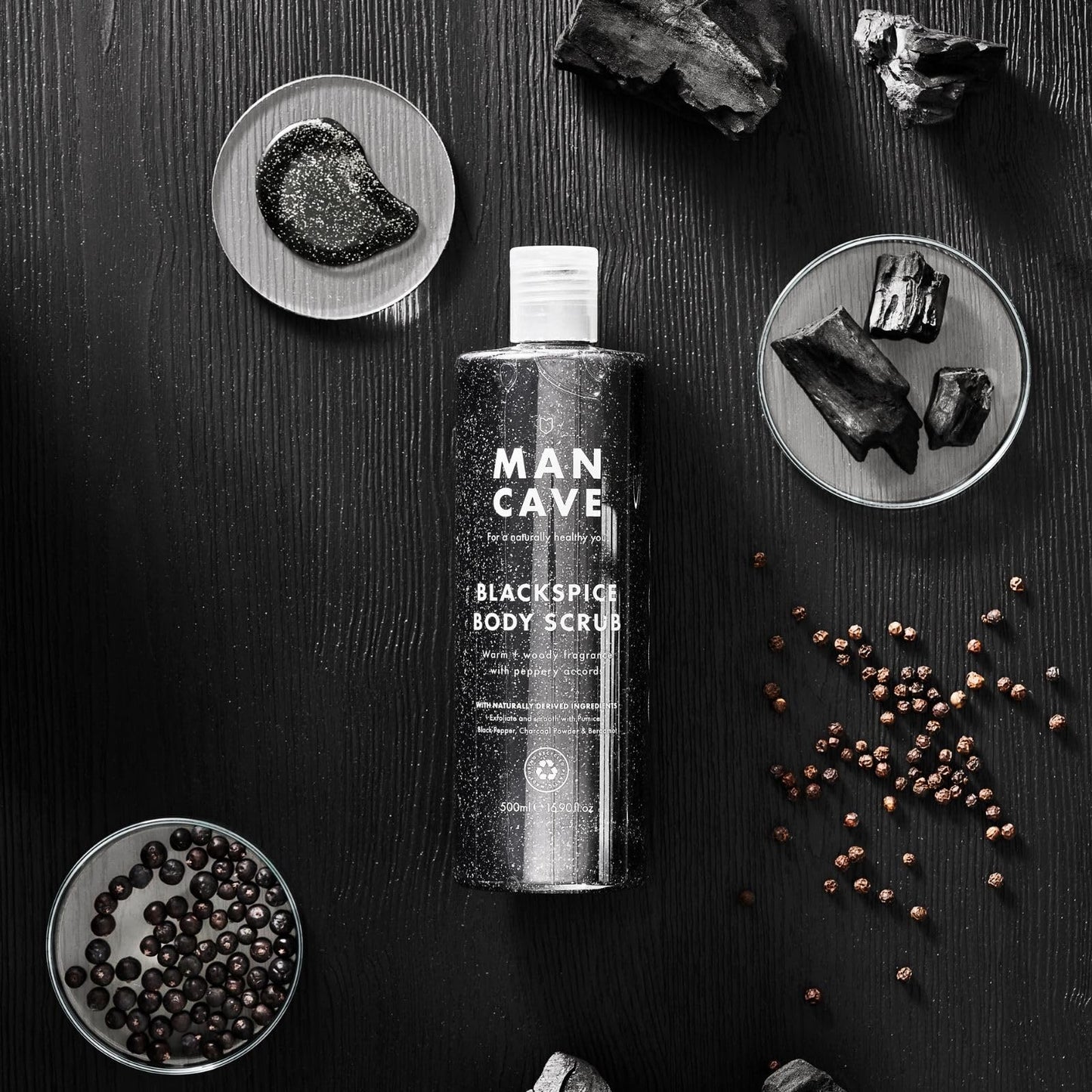 Exfoliante Corporal Blackspice ManCave - Piedra Pómez y Carbón, 500 ml