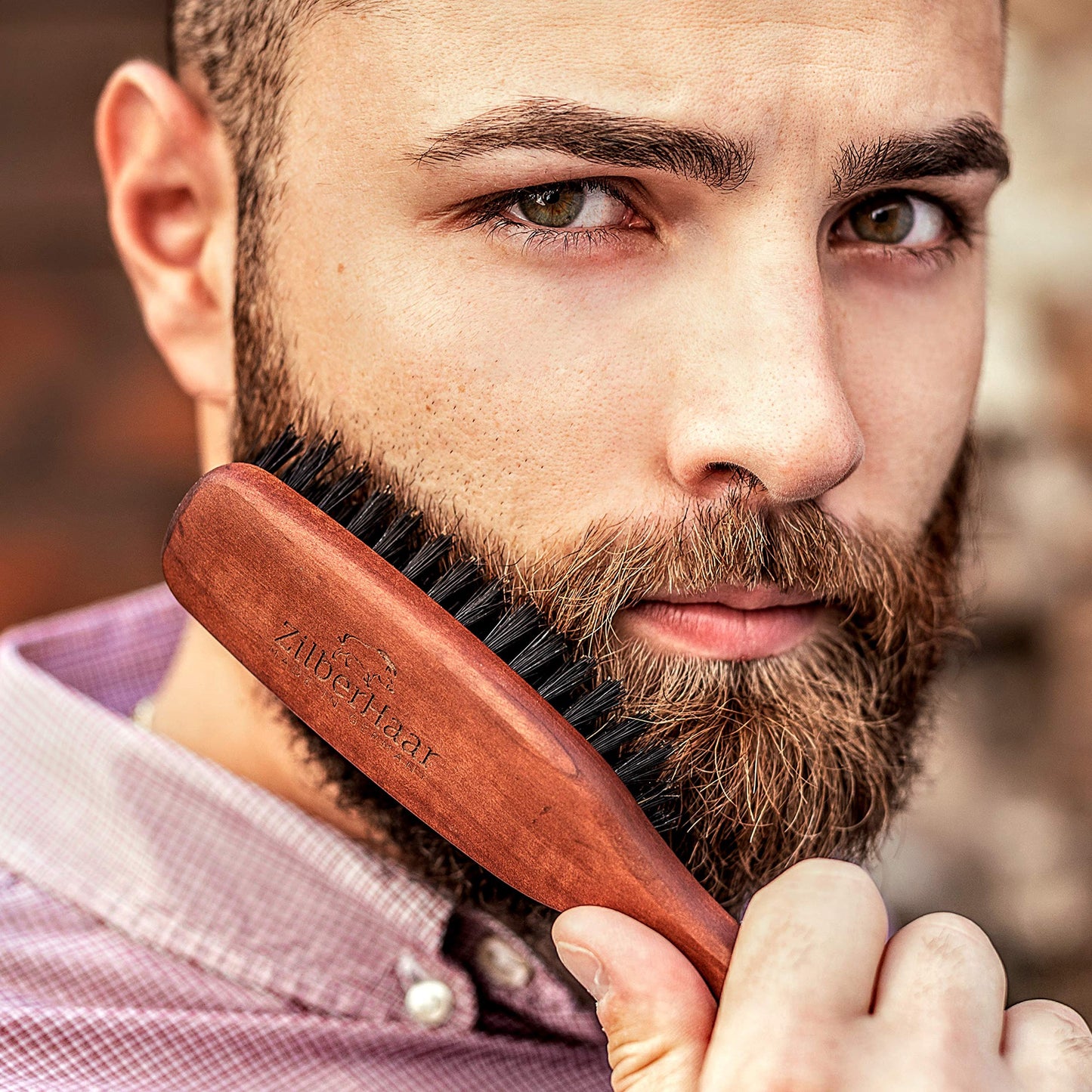 ZilberHaar - Cepillo para Pelo largo y Barba - 100% Auténticas Cerdas de Jabalí Duro de Primer Corte - Cuidado Facial Masculino Compatible con todos los Bálsamos y Aceites para Barba